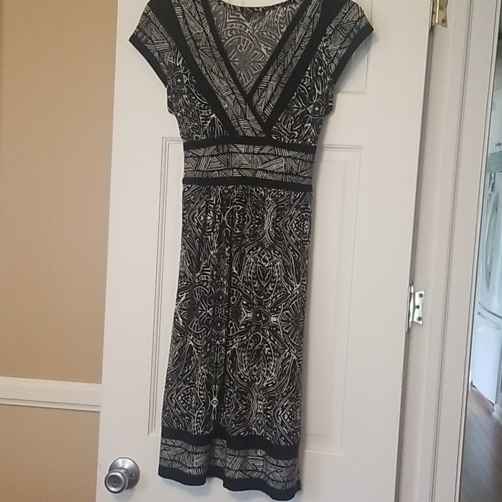 Dress, Size S Black &white,  tie back